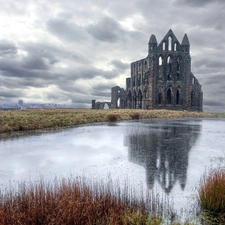 clouds, England, castle, Pond - car, ruins