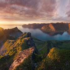 Norway, Mountains, rays of the Sun, Lofoten
