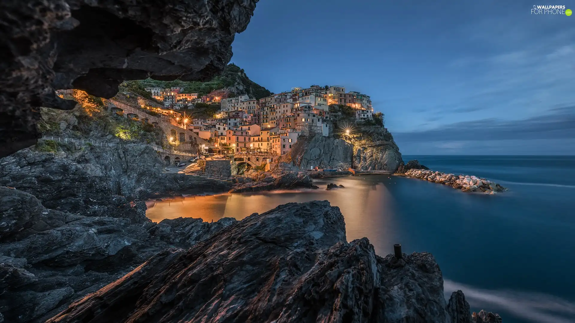 Houses, Riomaggiore Municipality, Cinque Terre, rocks, Ligurian Sea, Italy, Manarola, Gulf, light, color