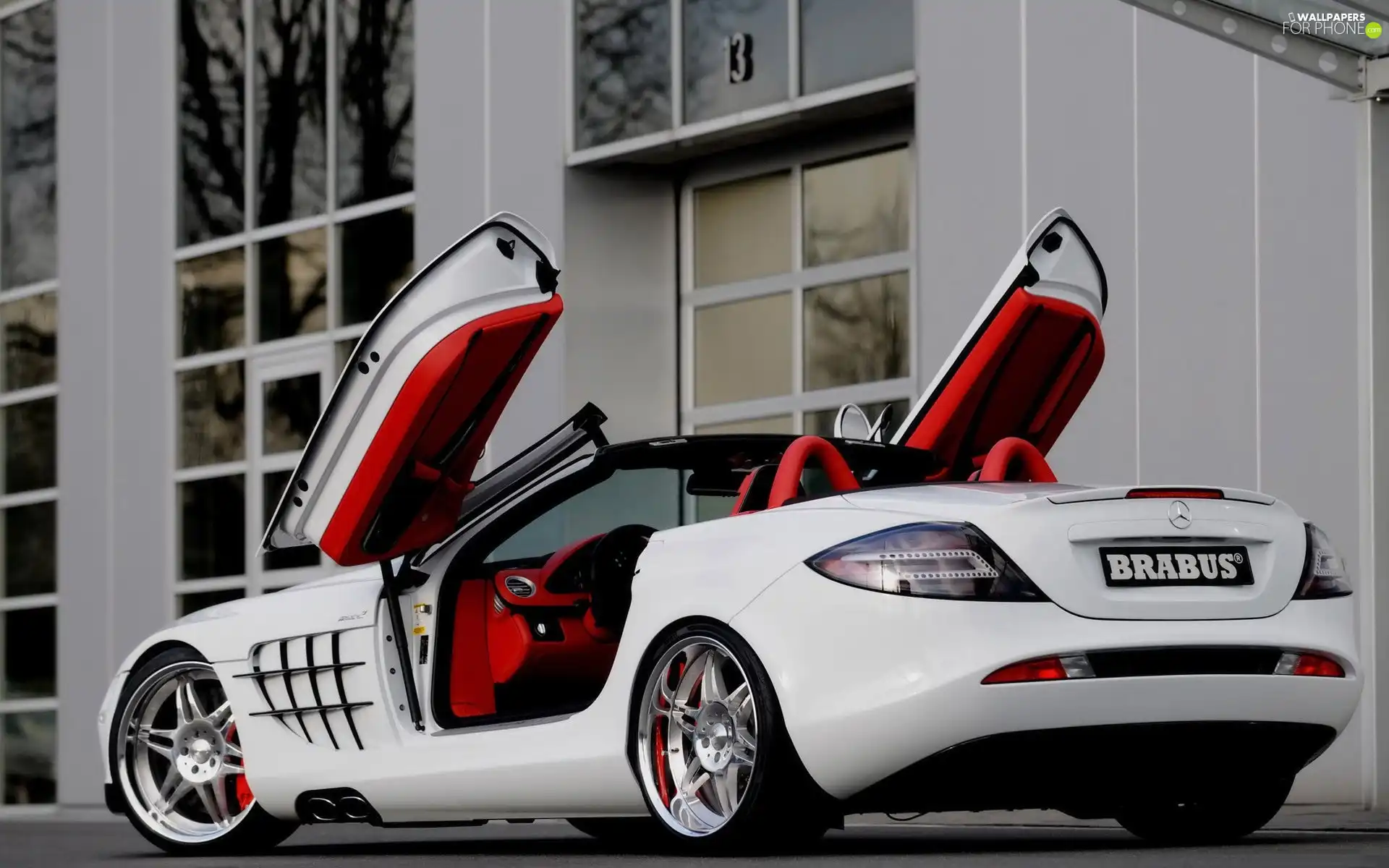 White, raised, Doors, Mercedes SLR