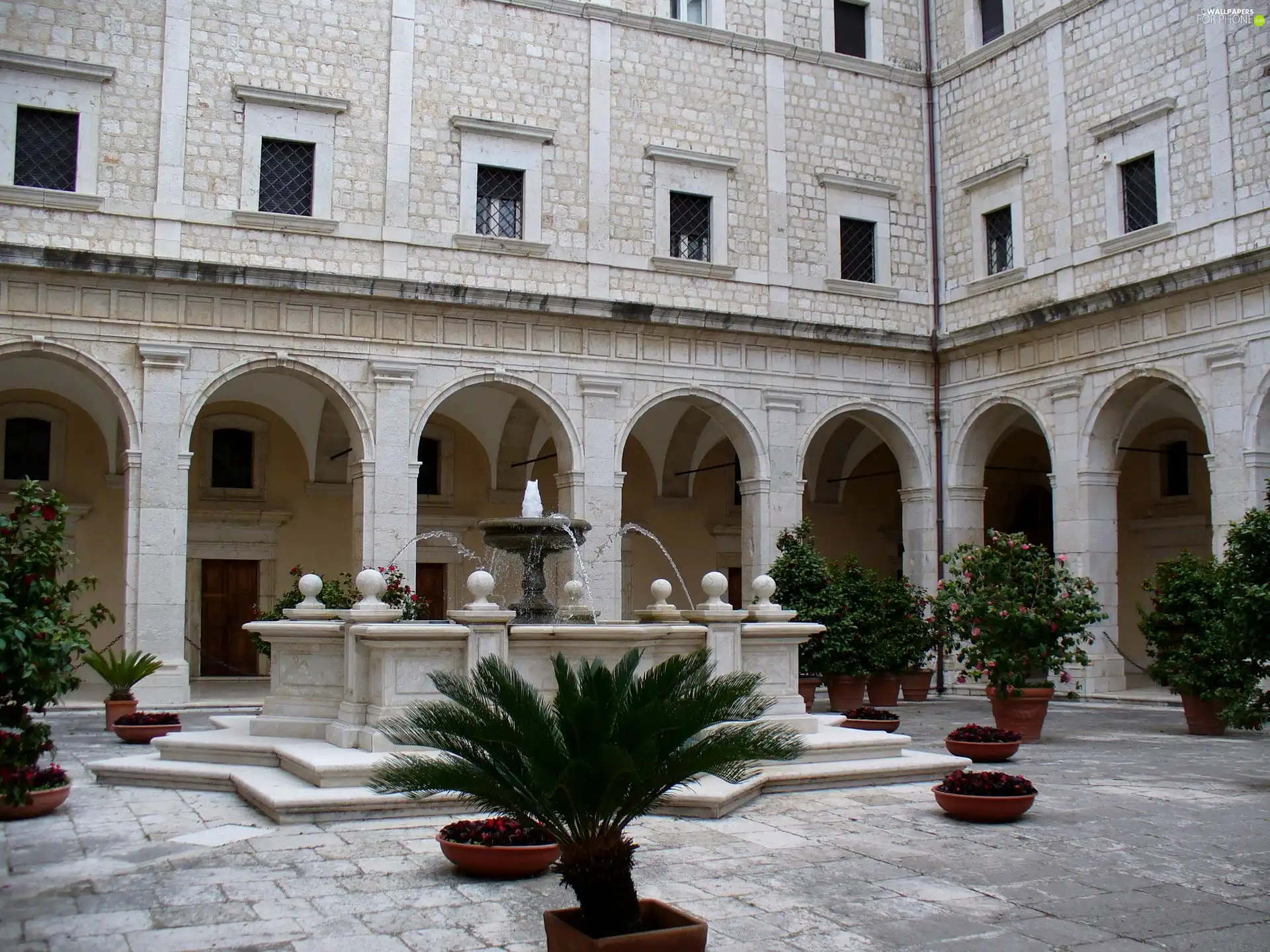 fountain, Monte Casino, Italy, cloister