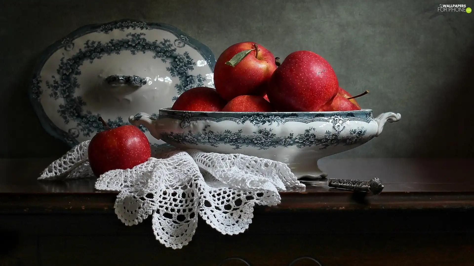 apples, tablecloth, vase, Red, porcelain