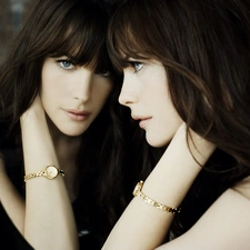 Mirror, Liv Tyler, actress