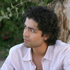 Adrian Grenier