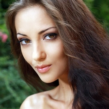 Anna Sbitnaya, Hair