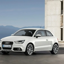 Audi A1, headlights