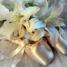 Ballerinas, White, lilies