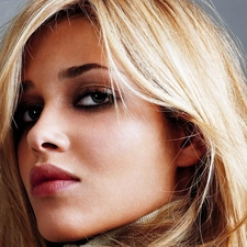 Ana Beatriz Barros