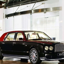 Bentley Arnage, saloon