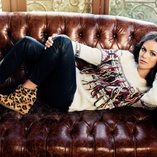 Sofa, Rachel Bilson, brunette