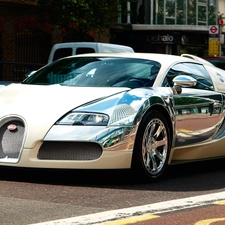 Bugatti Veyron, Street