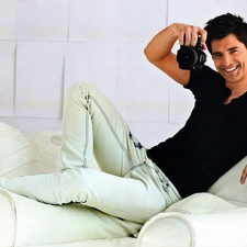 Smile, Sakis Rouvas, Camera