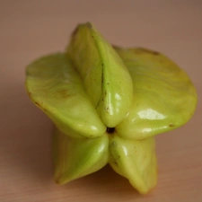 carambola, yellow, Green