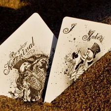 Sand, Cards