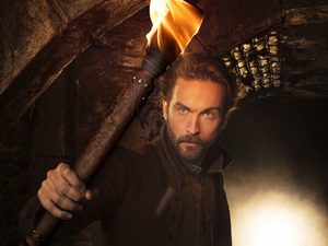 Sleepy Hollow, series, Actor Tom Mison, torch, Ichabod Crane Character, Sleepy Hollow