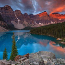 Banff National Park, Canada, Lake Moraine, clouds, Mountains, Province of Alberta