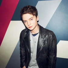 Conor Maynard, singer