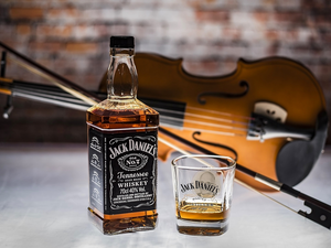 cup, violin, Jack Daniels, Bottle, Whisky