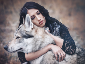 Women, dog, Czechoslovakian Wolfdog, brunette