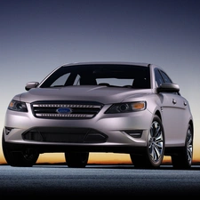 Ford Taurus, commercial