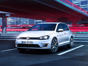 Volkswagen Golf VII GTE, 2015