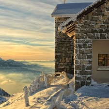 House, rays, Mountains, snow, winter