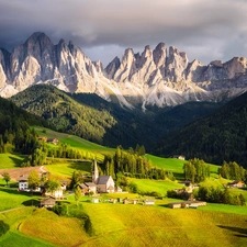 Val di Funes Valley, Dolomites Mountains, woods, Massif Odle, Italy, Village of Santa Maddalena, Houses