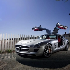 Mercedes Benz, SLS