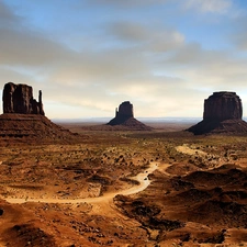 Desert, Mountains