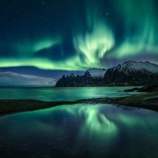 aurora polaris, Mountains, Senja Island, Norwegian Sea, Norway