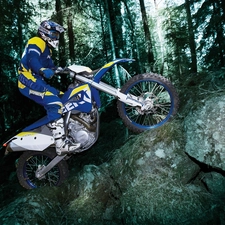 Husaberg FE 570, driveway, rocks, Engine