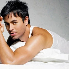 singer, enrique, iglesias