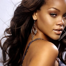 songster, Rihanna, face