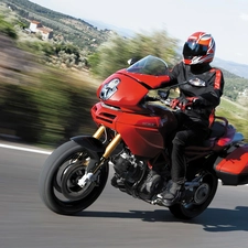 Ducati Multistrada 1100S, tourism