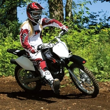 Suzuki DRZ 125, Women