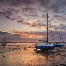 Yachts, west, sun