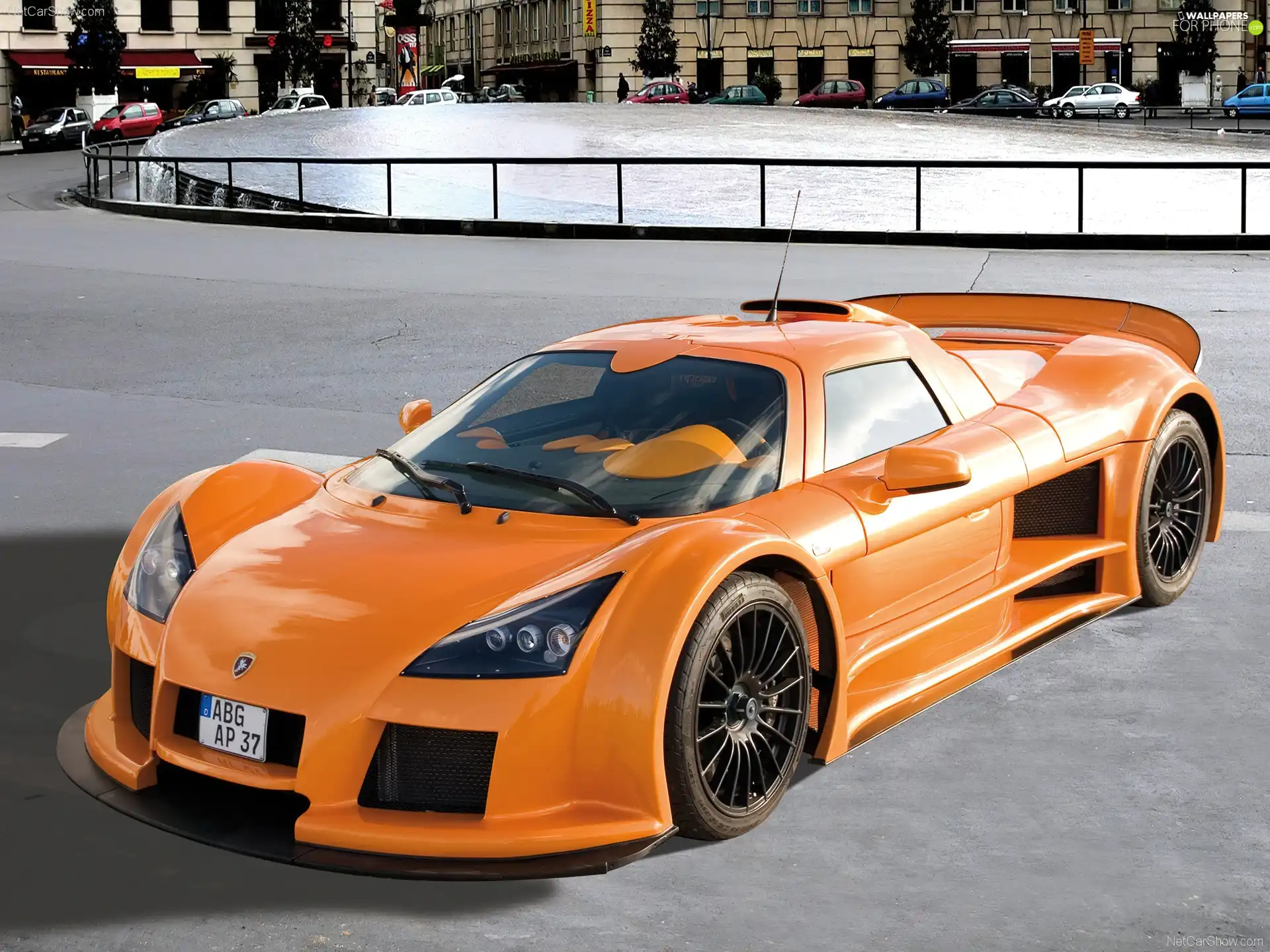 Orange, Gumpert Apollo