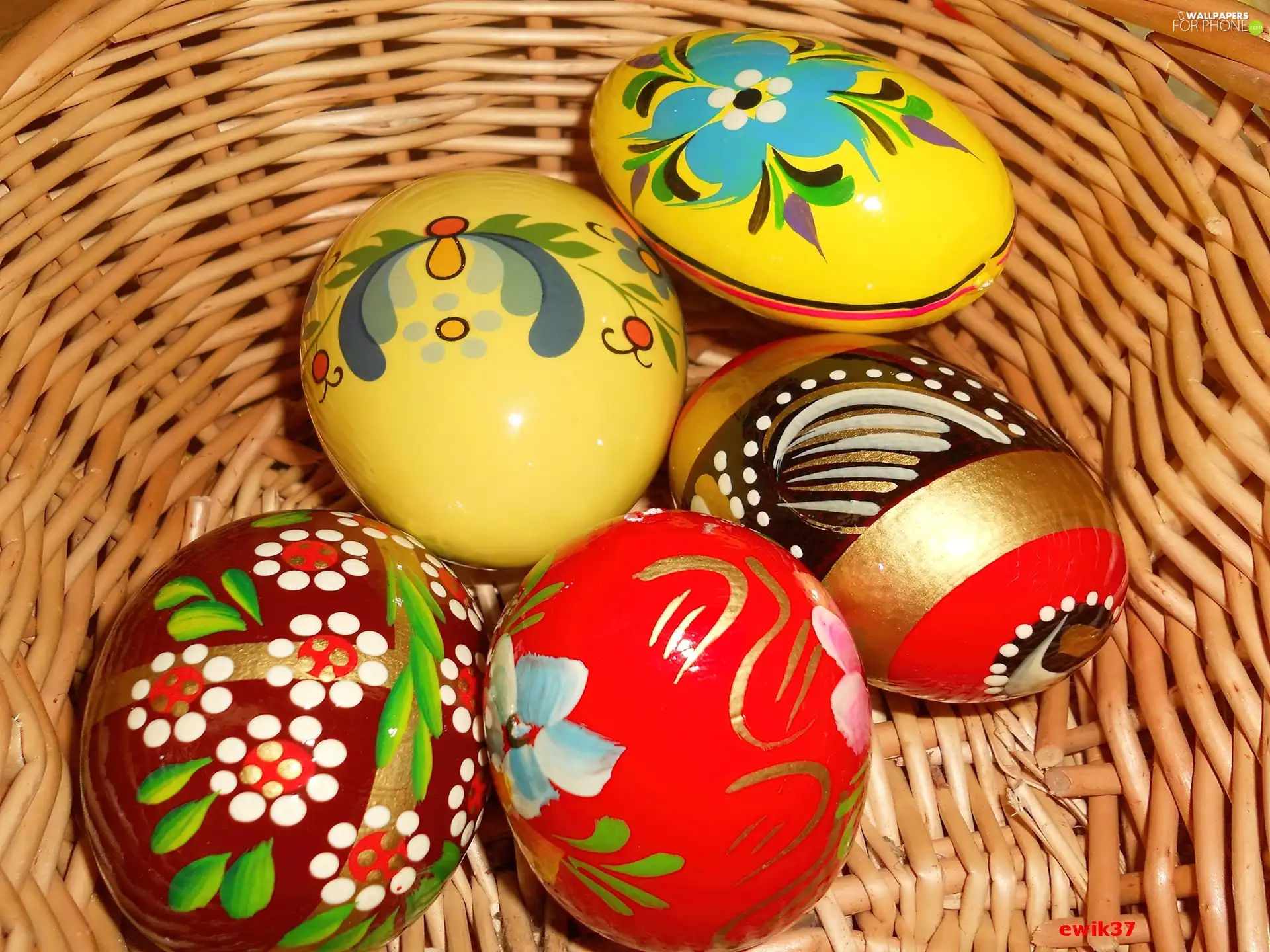 basket, paint, eggs