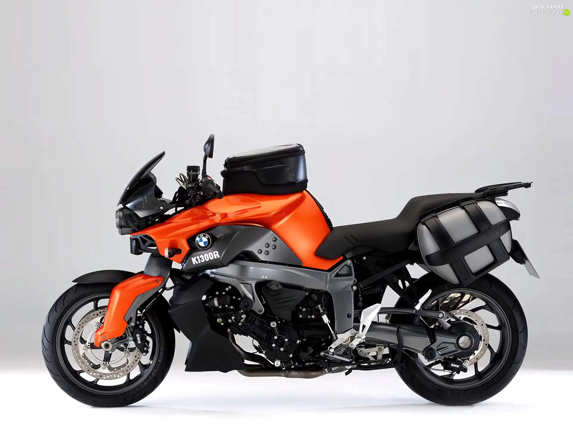 BMW K1300R, Baggage