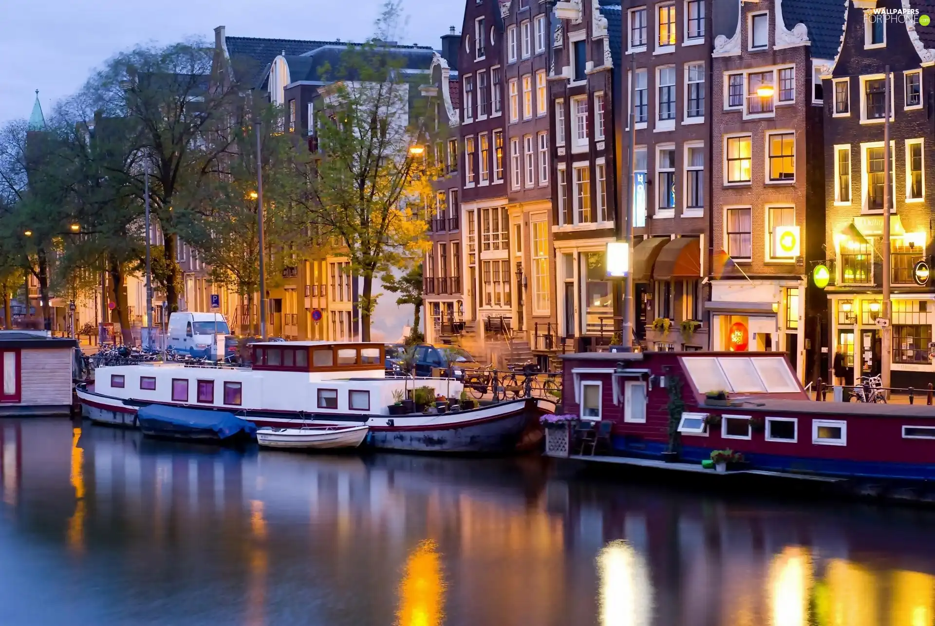 Boats, Amsterdam, night
