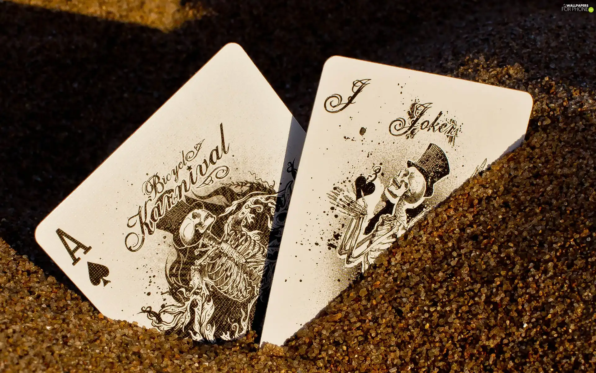 Sand, Cards