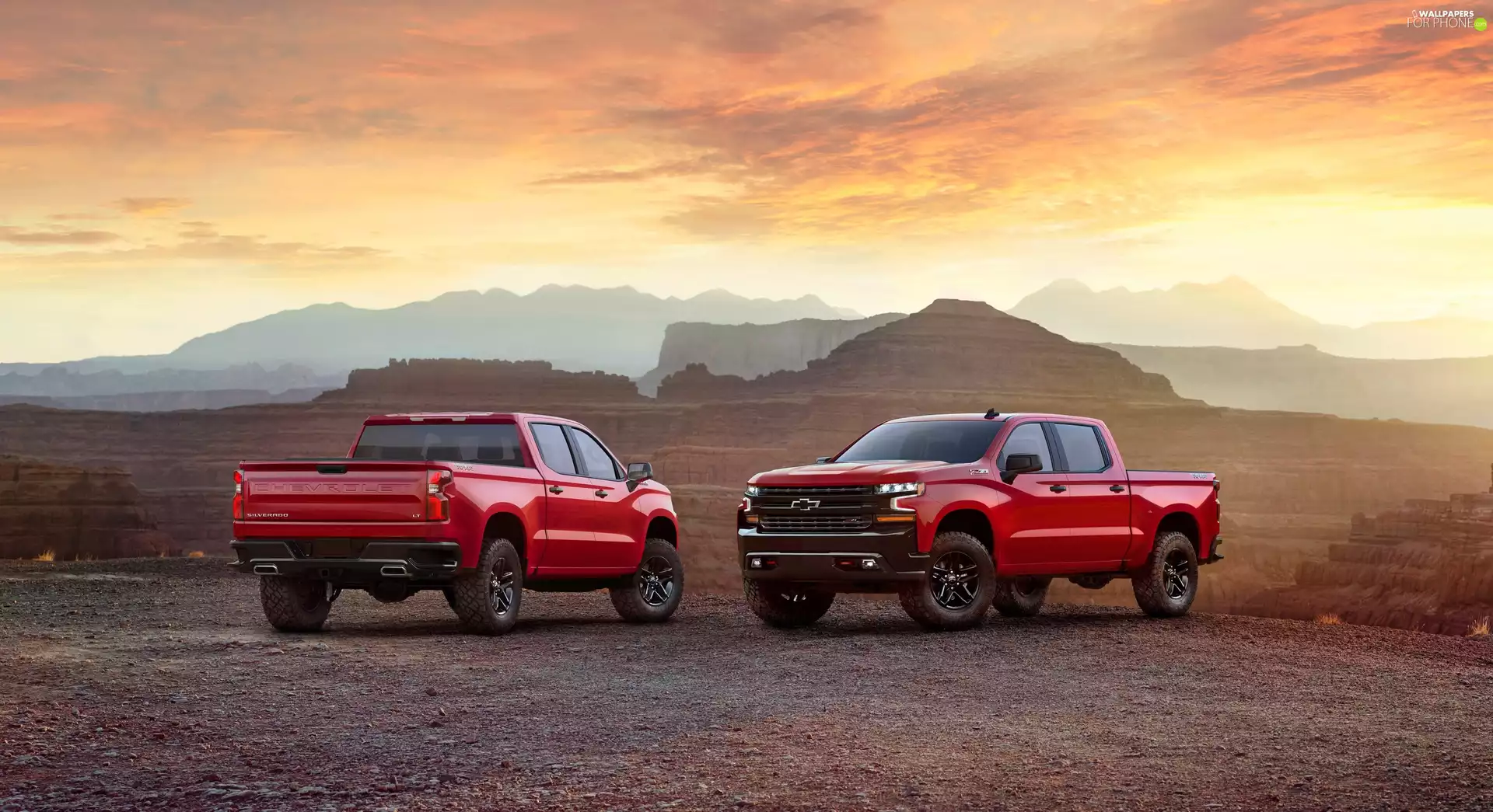 2019, Two cars, Chevrolet Silverado LT