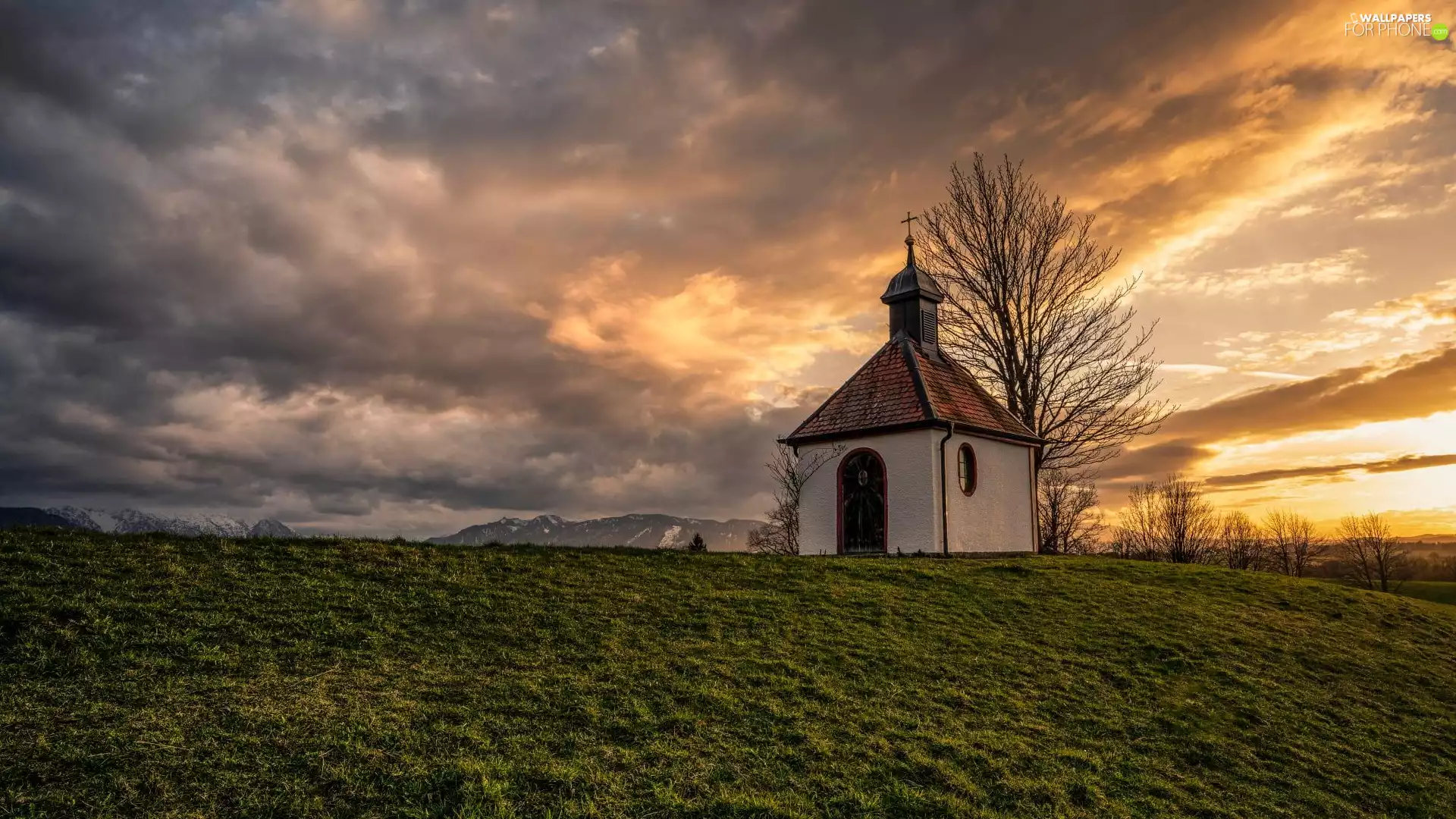 viewes, clouds, chapel, trees, Mountains
