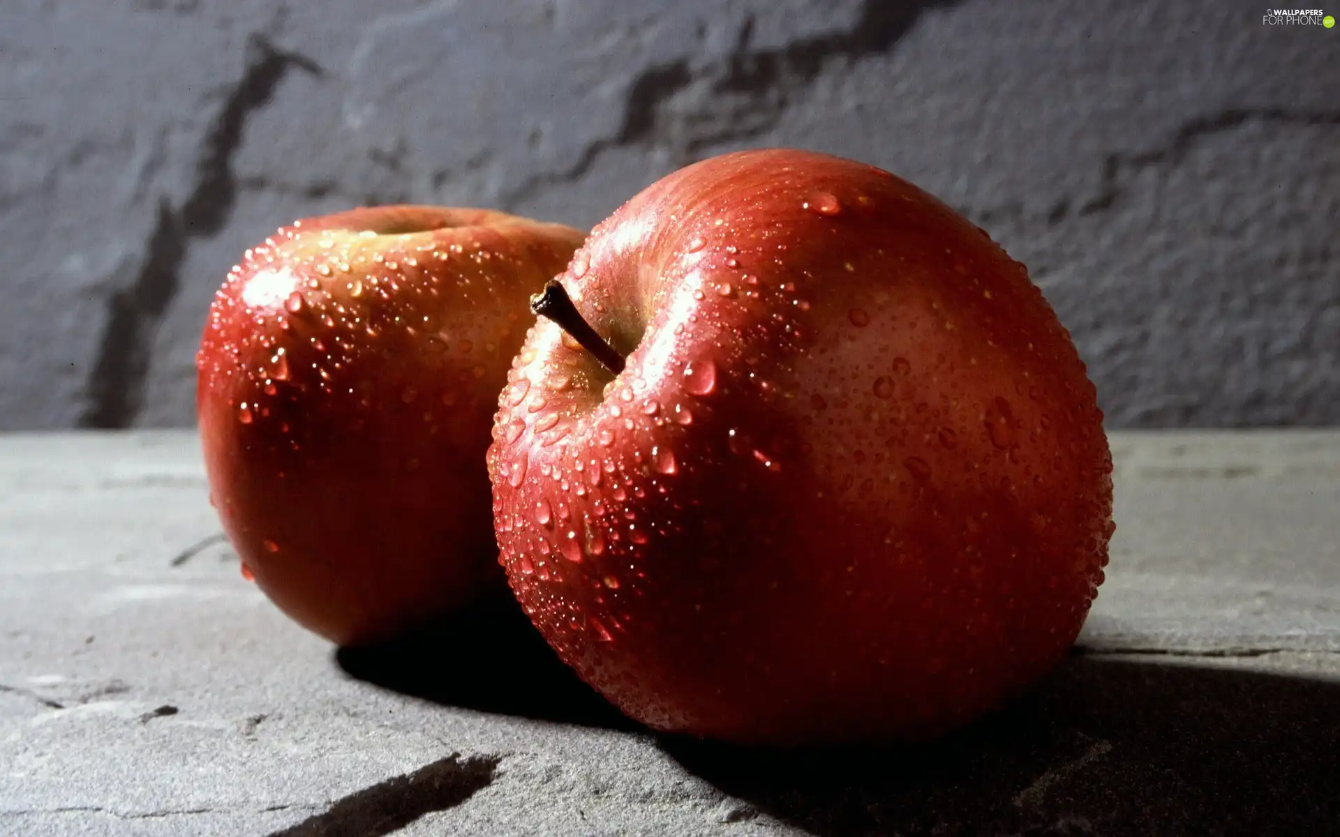 apples, dew