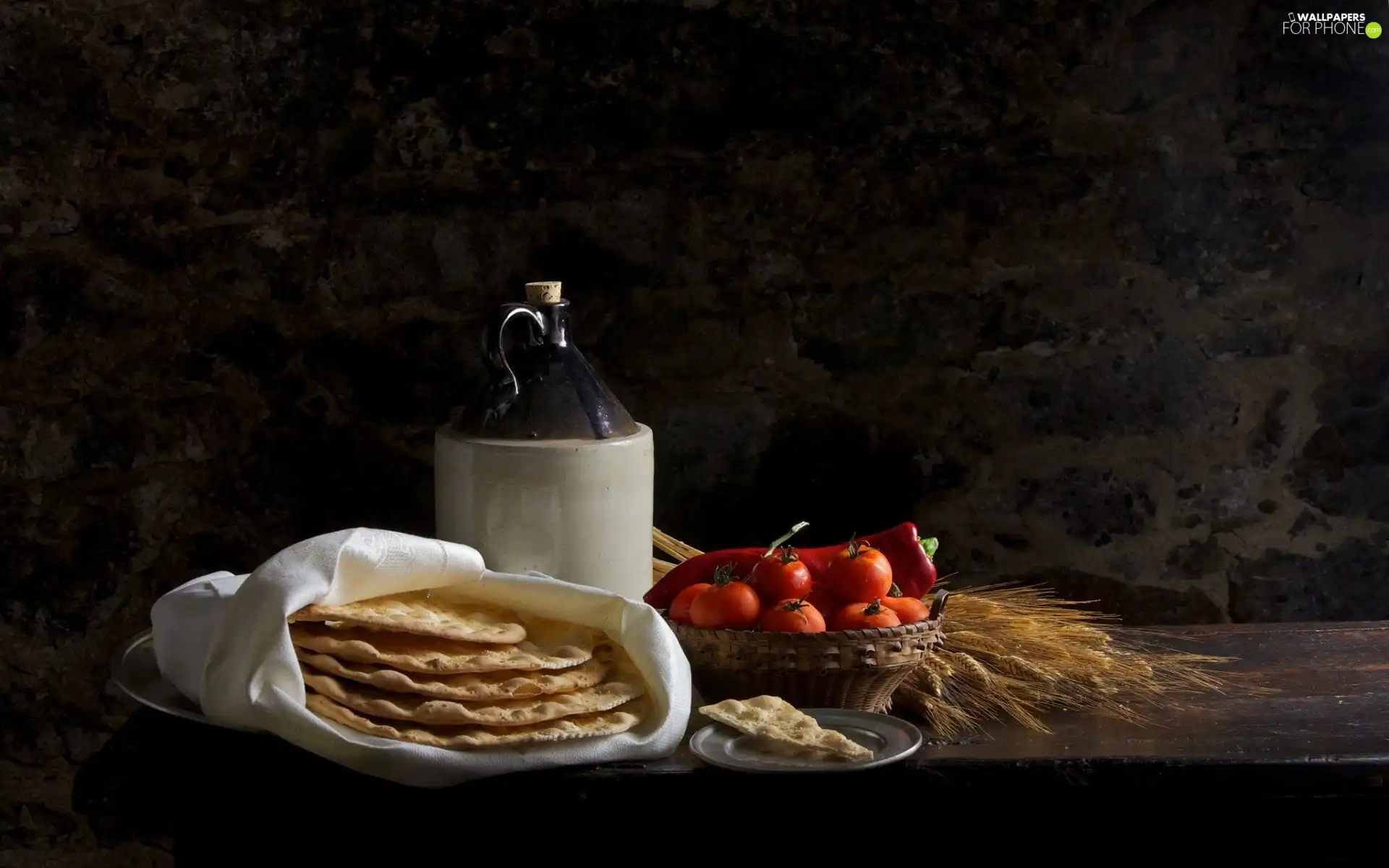 tomatoes, Passover bread, Ears, Bottle