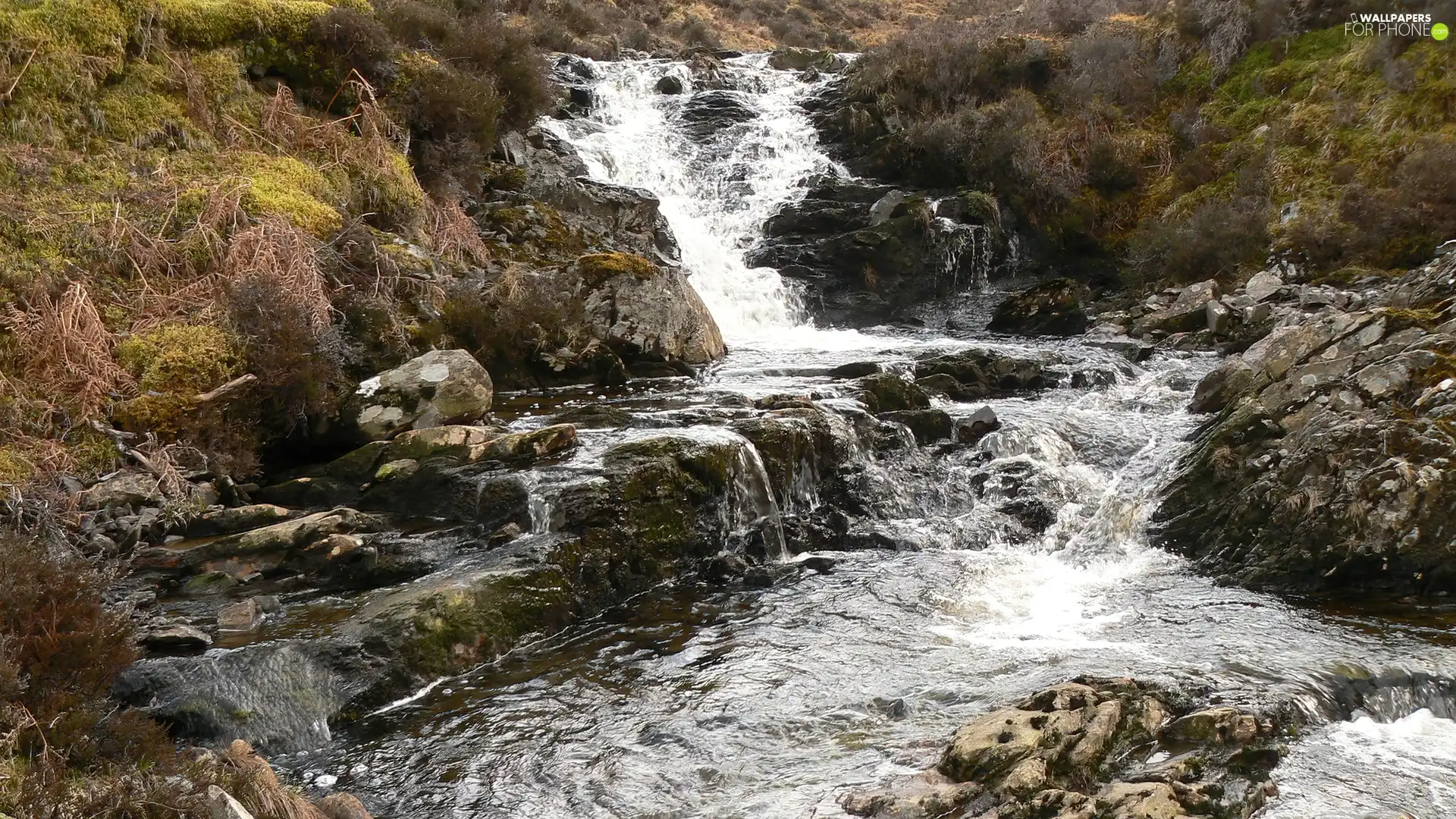 Fort Augustus, stream