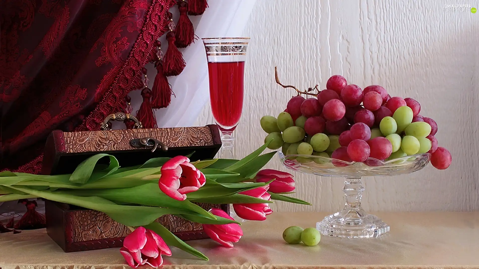 trunk, Wine, Grapes, Tulips