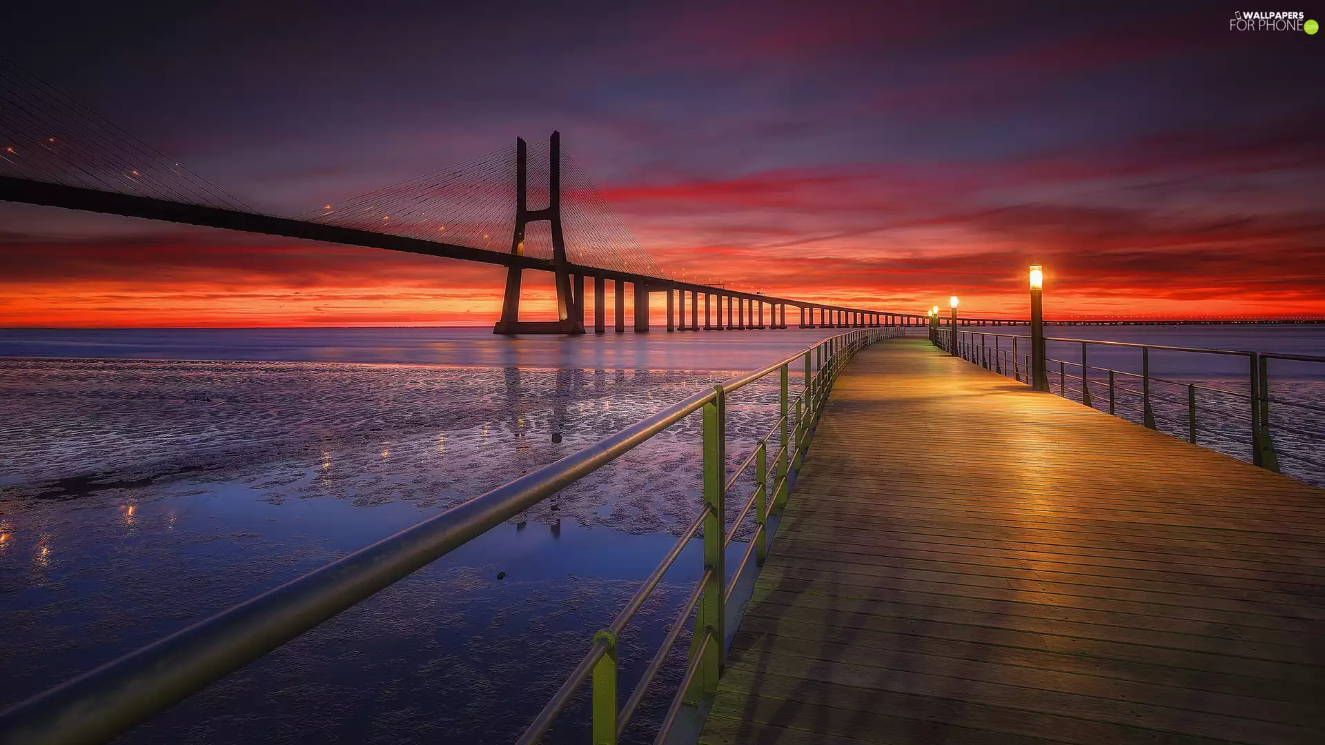 Great Sunsets, Tag River, pier, Vasco da Gama Bridge, Portugal