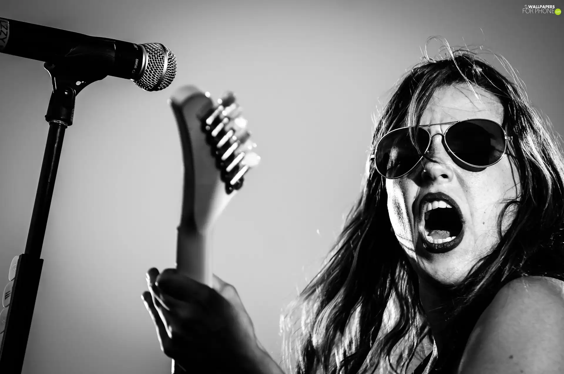 singer, Lzzy Hale