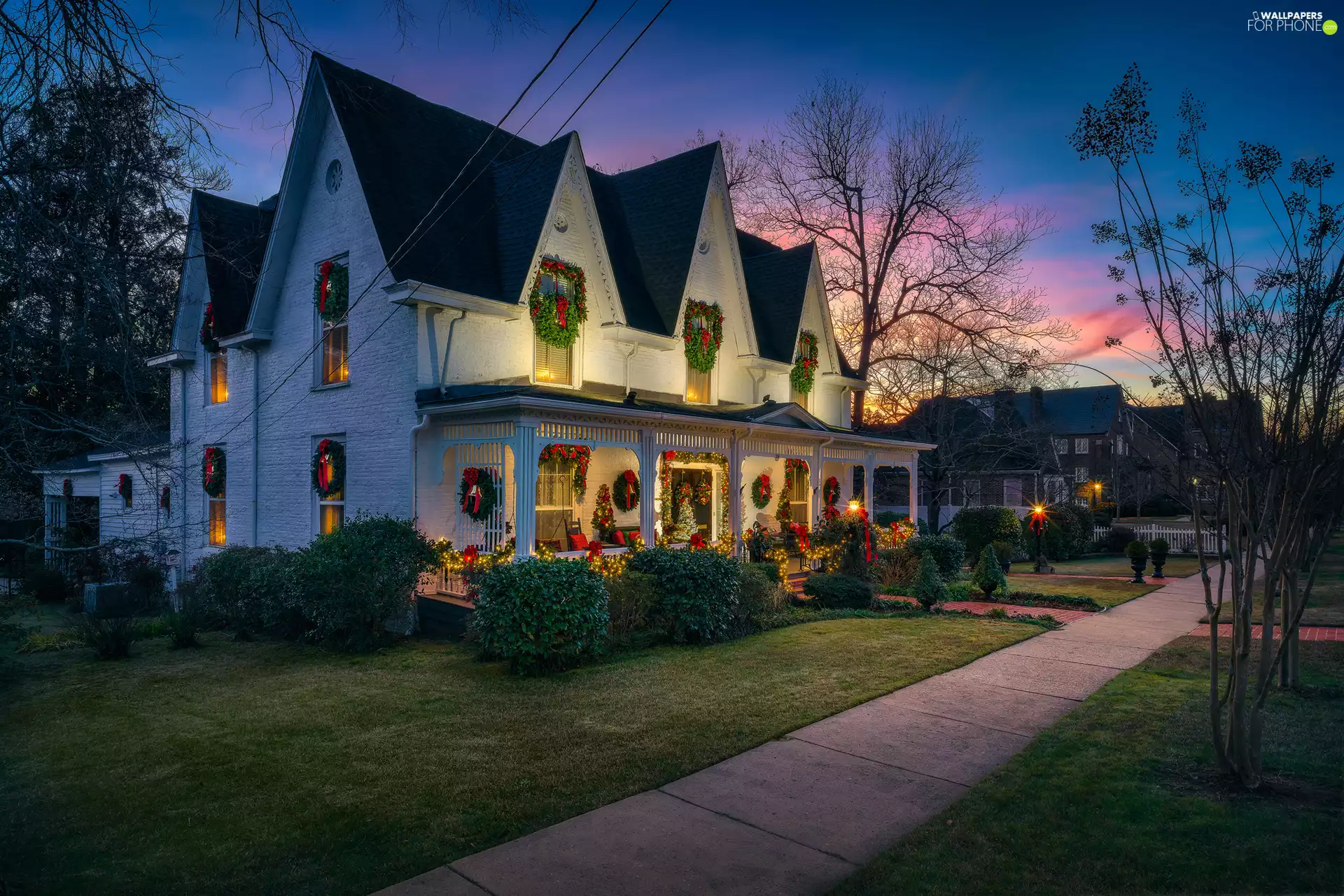 decorated, house, Christmas, festively decorated